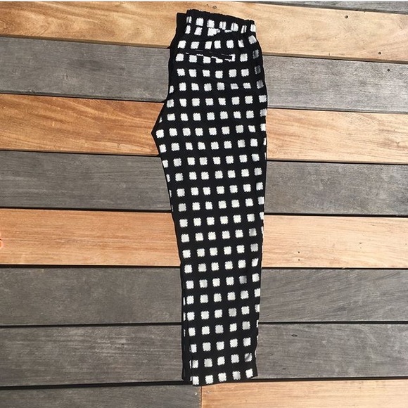 Mod Vintage Black and White Pants - Picture 2 of 4